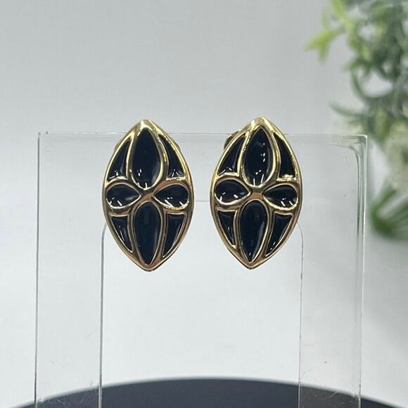 Authenticated Givenchy NY Vintage Black Enamel signed Gold Tone Clip Earrings - Picture 16 of 16